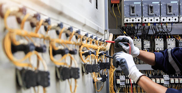 Professional Electrician technician working in Drexel Hill, PA